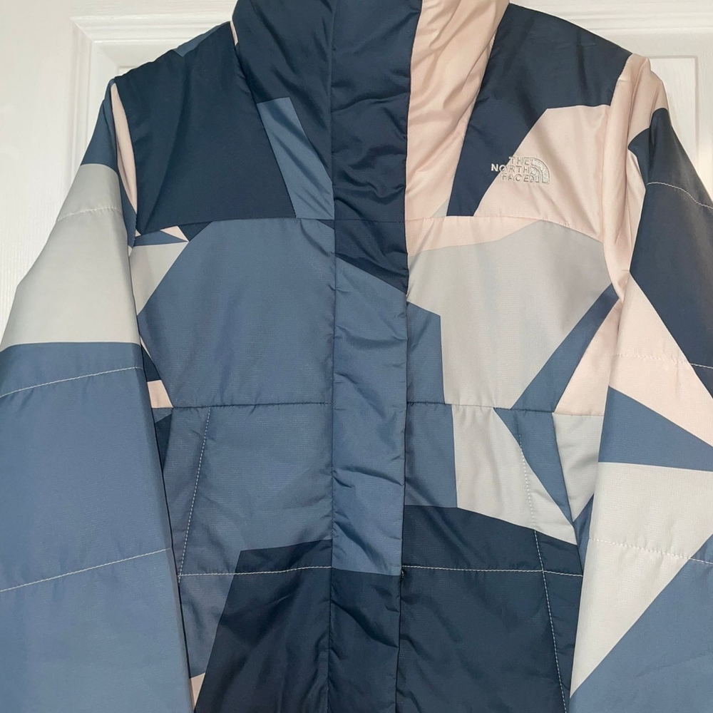 NWOT North Face Thinsulate Stylish Jacket